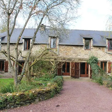Holiday home De Beltaine En Broceliande Et Bain Nordique